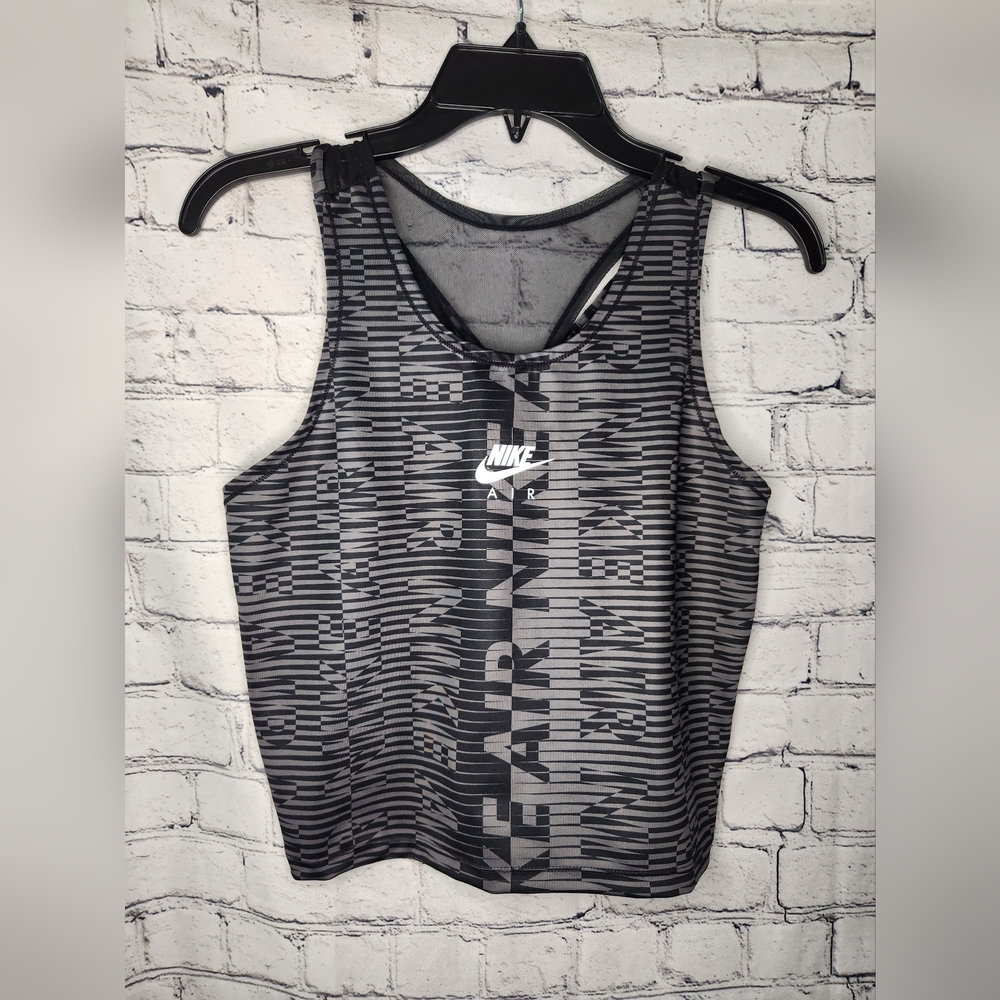 Nike Athletic Razor‎ Back Running Top Size Medium